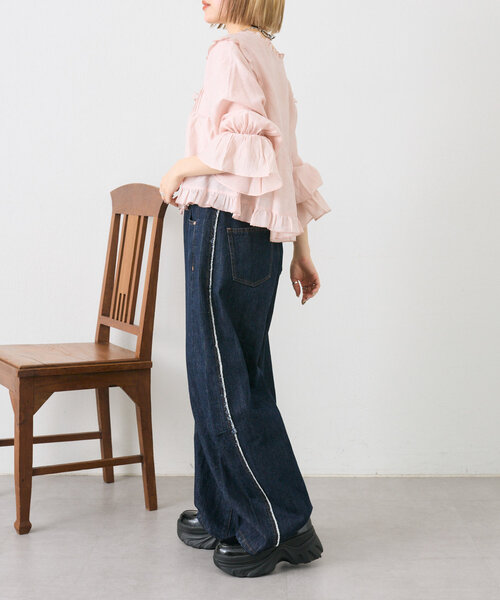 w closet（ダブルクローゼット）の「フリルショートブラウス（シャツ/ブラウス・レディース・オフホワイト/ピンク/ブラック・FREE）」の11枚目の写真