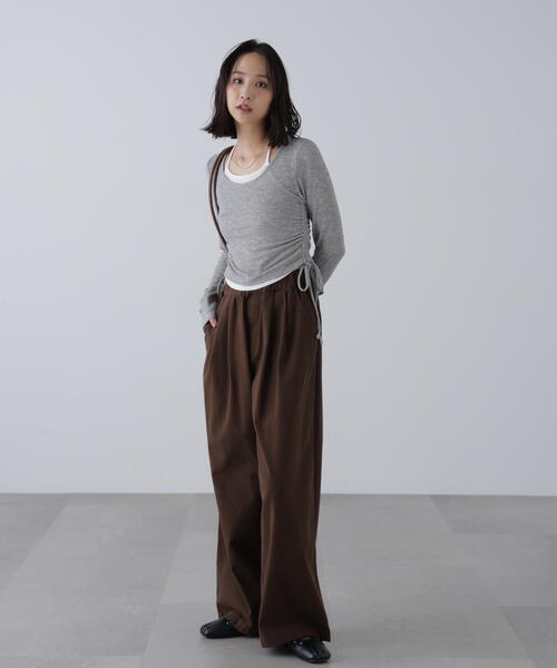 FREE'S MART（フリーズマート）の「◆ホルターネックレイヤードサイドドロストカットソー（Tシャツ/カットソー・レディース・ブラウン/イエロー/ベージュ/ネイビー/グレー・FREE）」の6枚目の写真