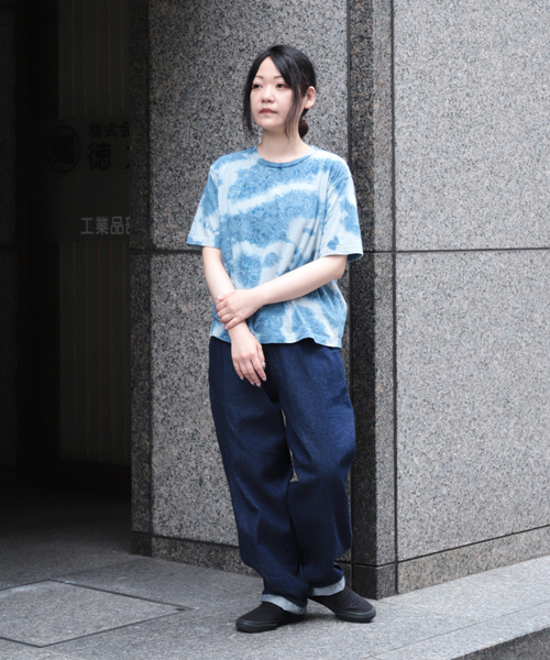 OMNIGOD（オムニゴッド）の「[OMNIGOD womens / オムニゴッド] 天竺 ショートスリーブTシャツ (Indigo)（Tシャツ/カットソー・レディース・ネイビー系/グレー系その他・0）」の18枚目の写真