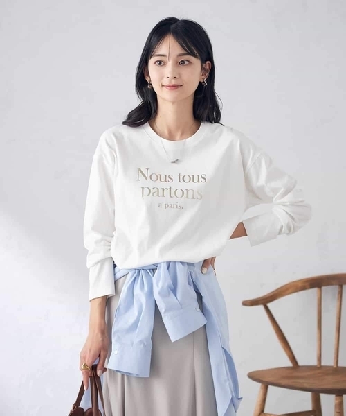 a.v.v(アーヴェヴェ)の「【綿100%】箔プリントロゴロンT(Tシャツ/カットソー・レディース・チャコールグレー/ホワイト・36/34/40/38/42)」の2枚目の写真