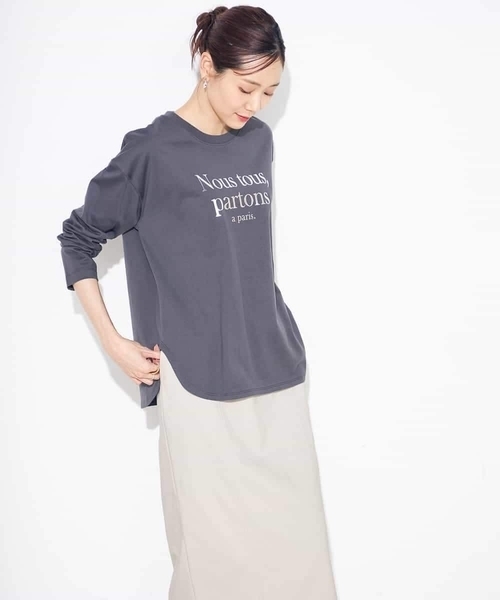 a.v.v(アーヴェヴェ)の「【綿100%】箔プリントロゴロンT(Tシャツ/カットソー・レディース・チャコールグレー/ホワイト・36/34/40/38/42)」の9枚目の写真