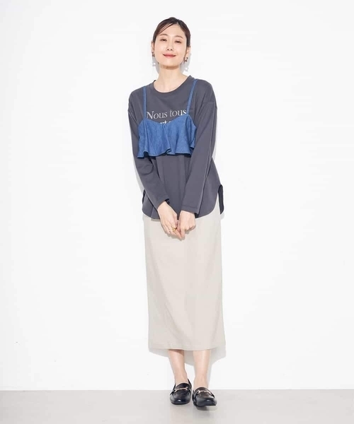 a.v.v(アーヴェヴェ)の「【綿100%】箔プリントロゴロンT(Tシャツ/カットソー・レディース・チャコールグレー/ホワイト・36/34/40/38/42)」の16枚目の写真