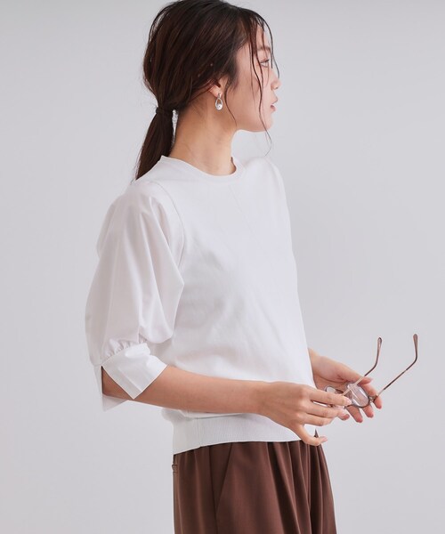 OPAQUE.CLIP（オペークドットクリップ）の「フハクスリーブドッキングニット【洗濯機洗い可】（ニット/セーター・レディース・ブラック/ブラウン系その他/ホワイト/ブルー系その他・36/38/40/42）」の21枚目の写真