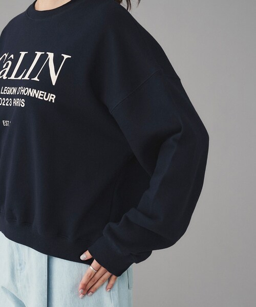 UNTITLED（アンタイトル）の「◆【Ca_CHIGNON】別注ロゴスウェット（スウェット・レディース・グレー/ベージュ/ネイビー・02）」の8枚目の写真