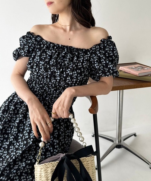 セール】シャーリングパフスリーブワンピース/リバイバル【S/Mサイズ