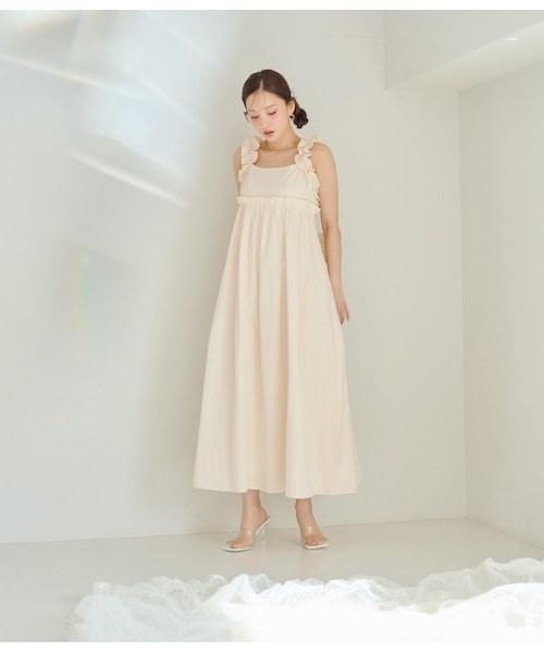 PEACH JOHN（ピーチジョン）の「フリルギャザーバックリボンワンピ（ワンピース・レディース・ピンク/カーキ/アイボリー・ONE SIZE）」の4枚目の写真