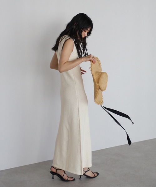 ENC(エンク)の「sleeveless summer knit one piece / ノースリサマーニットワンピース(ワンピース・レディース・アイボリー/ブラック/ダークブラウン・FREE)」の13枚目の写真