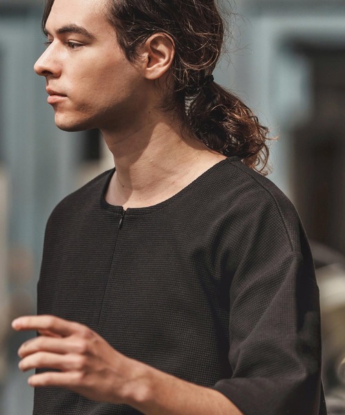 CAMBIO(カンビオ)の「mt9656-Zip Up Henley Neck Waffle Cut sew Tシャツ(Tシャツ/カットソー・メンズ・ホワイト/ブラック・S/M/L)」の3枚目の写真