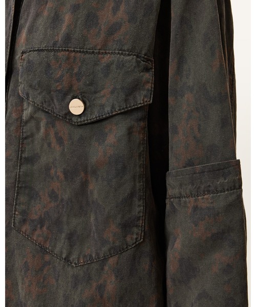 ALLSAINTS(オールセインツ)の「FAYE OVERSIZED SHIRT DRESS | FAYE オーバーサイズ シャツ ドレス・ワンピース(シャツワンピース・レディース・グリーン系その他・S/XS/M/L)」の5枚目の写真