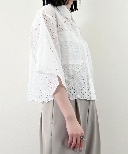 STYLEBLOCK（スタイルブロック）の「スカラップコットンレースハーフスリーブブラウス（シャツ/ブラウス・レディース・ブラック/アイボリー/ホワイト・M）」の8枚目の写真