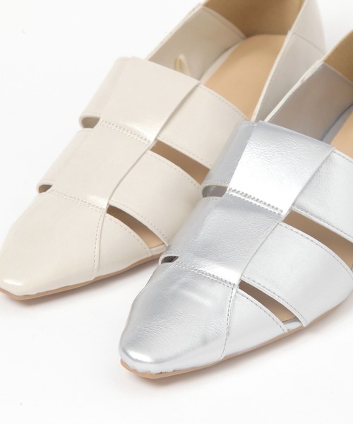 GLOBAL WORK（グローバルワーク）の「らくっションヒールグルカパンプス/323176（パンプス・レディース・ブラック/シルバー/アイボリー・MEDIUM/LARGE）」の6枚目の写真