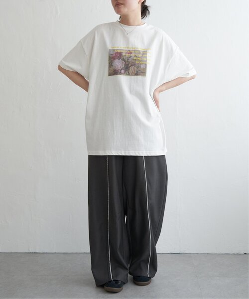 VENCEEXCHANGE（ヴァンスエクスチェンジ）の「フラワープリントオーバーサイズTシャツ（Tシャツ/カットソー・レディース・オフホワイト/その他1/ブラック・FREE）」の8枚目の写真