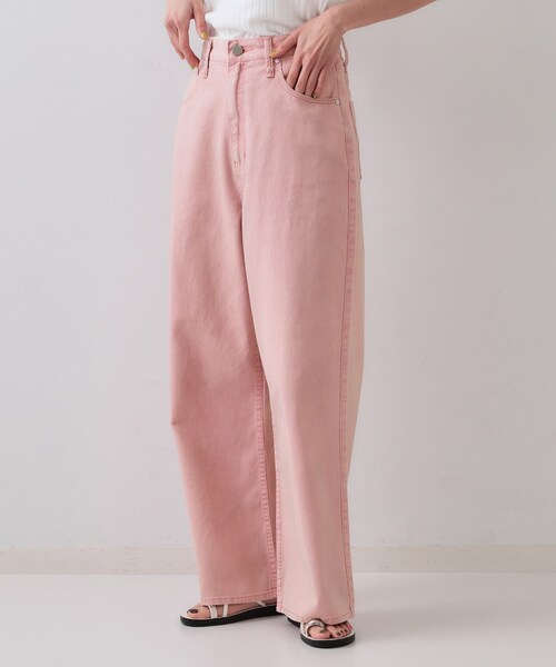 OPAQUE.CLIP（オペークドットクリップ）の「ワイドストレートカラーデニム【洗濯機洗い可】（デニムパンツ・レディース・チャコールグレー/ベビーピンク・40/38）」の2枚目の写真