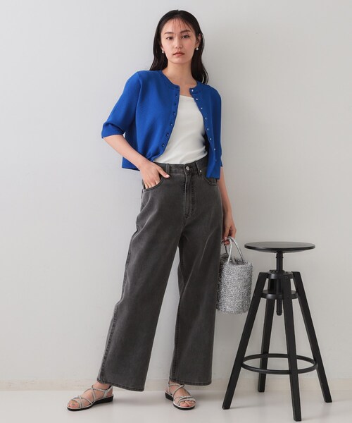 OPAQUE.CLIP（オペークドットクリップ）の「ワイドストレートカラーデニム【洗濯機洗い可】（デニムパンツ・レディース・チャコールグレー/ベビーピンク・40/38）」の4枚目の写真