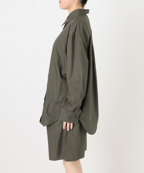 AP STUDIO（エーピーストゥディオ）の「【TEURN STUDIOS/ターンスタジオ】Relaxed-fit poplin shirt（シャツ/ブラウス・レディース・カーキ・FREE）」の13枚目の写真