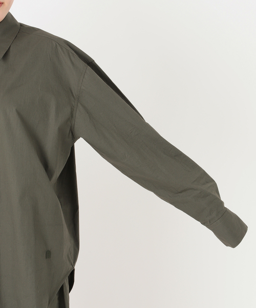 AP STUDIO（エーピーストゥディオ）の「【TEURN STUDIOS/ターンスタジオ】Relaxed-fit poplin shirt（シャツ/ブラウス・レディース・カーキ・FREE）」の16枚目の写真