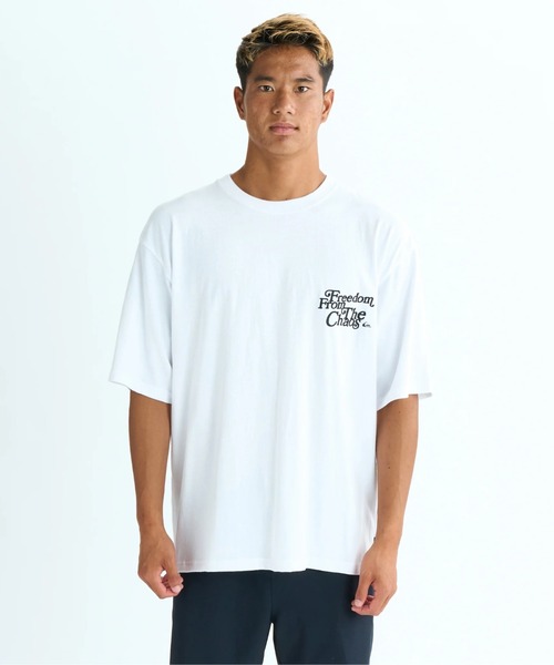 Quiksilver(クイックシルバー)の「THE CHAOS ST /クイックシルバーワンポイントUSコットン天竺半袖Tシャツ(Tシャツ/カットソー・メンズ・ブラック/ホワイト/ミント・X-LARGE/MEDIUM/LARGE)」の1枚目の写真