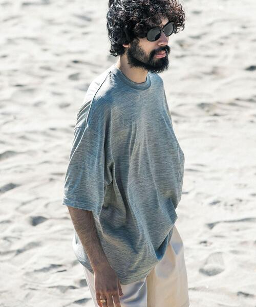 URBAN RESEARCH（アーバンリサーチ）の「new basic　ウォッシャブルメリノウールショートスリーブTシャツ（Tシャツ/カットソー・メンズ・ブラック/チャコールグレー/グレー・MEDIUM/LARGE/X-LARGE）」の5枚目の写真