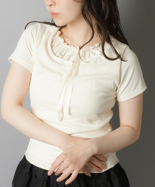 SPINNS（スピンズ）の「レイヤード風半袖カットソー/リボン（Tシャツ/カットソー・レディース・ピンク/グレー/ブラック/アイボリー・ONESIZE）」の15枚目の写真