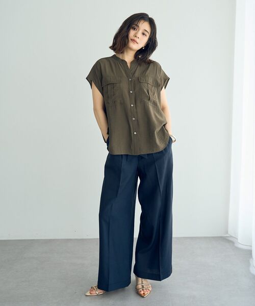 YECCA VECCA（イェッカヴェッカ）の「ワークデザインスキッパーシャツ（シャツ/ブラウス・レディース・チャコールグレー/グレイッシュベージュ/カーキ・FREE）」の14枚目の写真