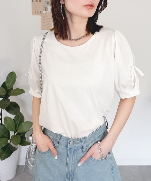 RCD(アールシーディー)の「リボン付き袖ブラウス風カットソー(Tシャツ/カットソー・レディース・チャコールグレー/ブラック/オフホワイト/グレイッシュベージュ・4L~5L/LL~3L/M-L)」の6枚目の写真
