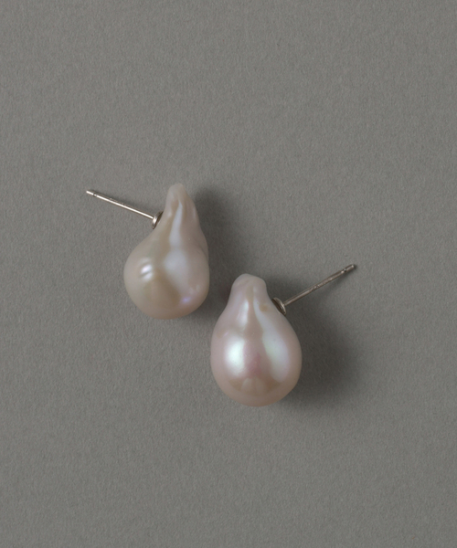 Lilas(リラ)の「《WEB限定》【SAMH by LILAS】 オイスターパールピアス SV(両耳)(ピアス(両耳用)・レディース・シルバー・FREE)」の15枚目の写真