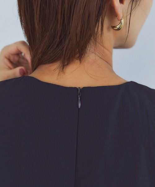 LIENCOEUR（リアンクール）の「リネアバイカラーコクーンワンピース（ワンピース・レディース・ネイビー/グレー・FREE）」の15枚目の写真