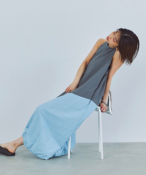 LIENCOEUR（リアンクール）の「リネアバイカラーコクーンワンピース（ワンピース・レディース・ネイビー/グレー・FREE）」の11枚目の写真