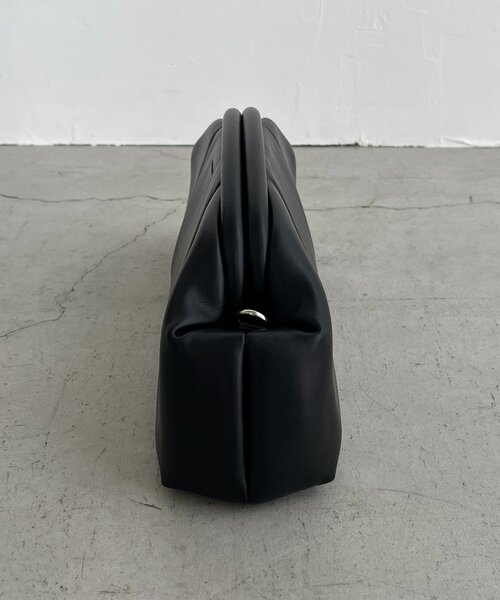 ADD CULUMN（アドカラム）の「〈ADD CULUMN/アドカラム〉PUFF CLASP CLUTCHバッグ（ショルダーバッグ・レディース・ブラウン/ブラック・FREE）」の10枚目の写真