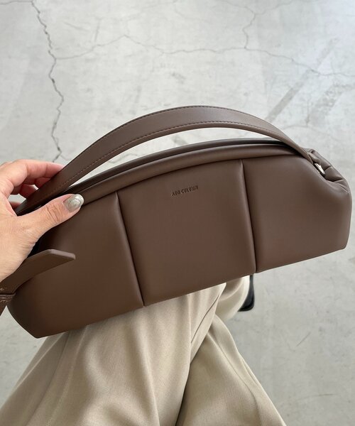 ADD CULUMN（アドカラム）の「〈ADD CULUMN/アドカラム〉PUFF CLASP CLUTCHバッグ（ショルダーバッグ・レディース・ブラウン/ブラック・FREE）」の17枚目の写真