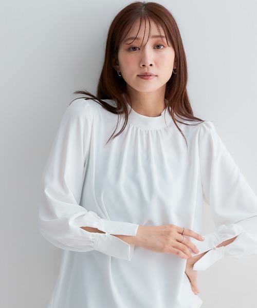 Petitjo（プッチージョ）の「小さいサイズ　袖ボリュームギャザーブラウス　低身長さん・小柄女性（シャツ/ブラウス・レディース・グレイッシュベージュ/ホワイト・PL/PM/PS/PSS）」の21枚目の写真