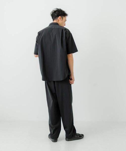 URBAN RESEARCH(アーバンリサーチ)の「NYLON DRY STRETCH SHIRTS(シャツ/ブラウス・メンズ・バーガンディー/ブラック・MEDIUM/LARGE)」の4枚目の写真