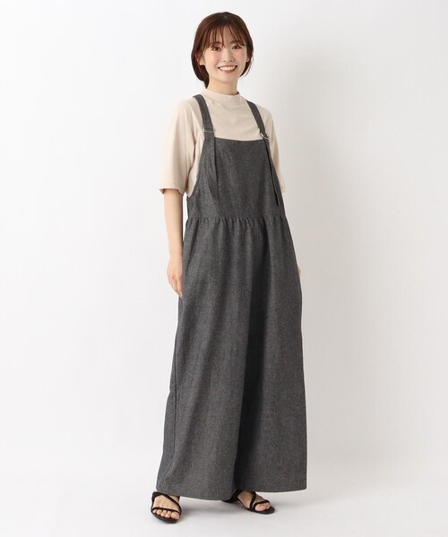 one'sterrace(ワンズテラス)の「綿麻 シャンブレーサロペット(サロペット/オーバーオール・レディース・ブラック系8/ネイビー系5・02)」の1枚目の写真
