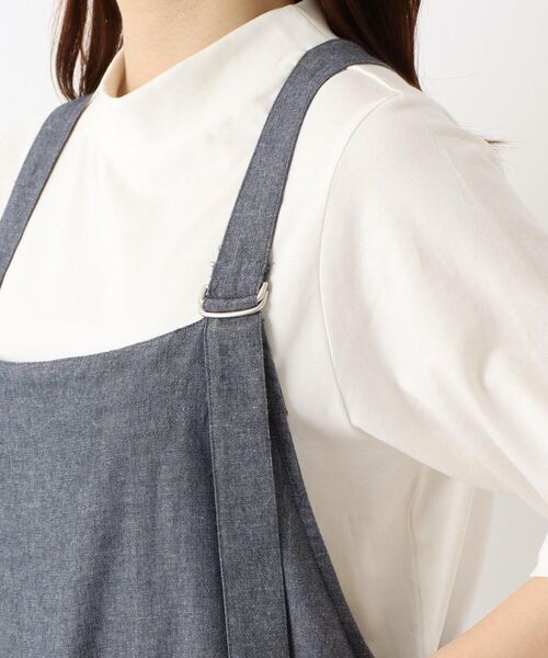 one'sterrace(ワンズテラス)の「綿麻 シャンブレーサロペット(サロペット/オーバーオール・レディース・ブラック系8/ネイビー系5・02)」の11枚目の写真