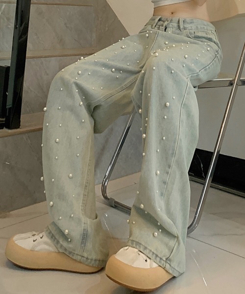 CHUL(チュル)の「パール付きルーズストレートハイウエストパンツ(デニムパンツ・レディース・ブルー・SMALL/MEDIUM/LARGE/X-LARGE)」の10枚目の写真