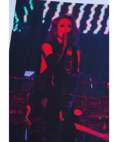 MEDICOM TOY(メディコムトイ)の「Amplifier “今井寿” TEE NB2024-B(Tシャツ/カットソー・メンズ・ブラック/ホワイト・X-LARGE/LARGE/MEDIUM/SMALL)」の3枚目の写真