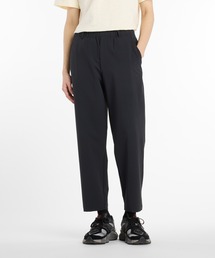 NEW BALANCE | NB GREY テーパードパンツ(スラックス)