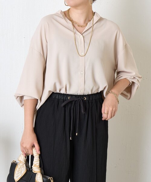 Jena espace merveilleux(ジェナ エスパスメルヴェイユ)の「バックラッフルシャツ(シャツ/ブラウス・レディース・ブラック/ベージュ/パープル・FREE)」の16枚目の写真