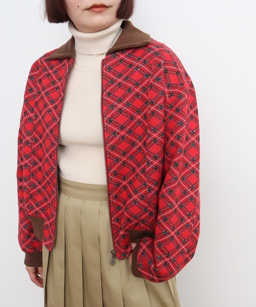 CHILD WOMAN（チャイルドウーマン）の「チェック柄キルトジャカード ブルゾン（ブルゾン・レディース・レッド・FREE）」の13枚目の写真