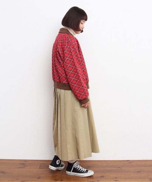 CHILD WOMAN（チャイルドウーマン）の「チェック柄キルトジャカード ブルゾン（ブルゾン・レディース・レッド・FREE）」の15枚目の写真