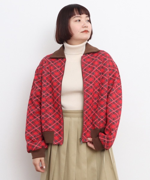 CHILD WOMAN（チャイルドウーマン）の「チェック柄キルトジャカード ブルゾン（ブルゾン・レディース・レッド・FREE）」の12枚目の写真