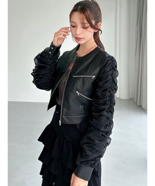 RESEXXY（リゼクシー）の「シアースリーブ合皮ブルゾン（ブルゾン・レディース・アイボリー/ブラック/チャコールグレー・FREE）」の17枚目の写真