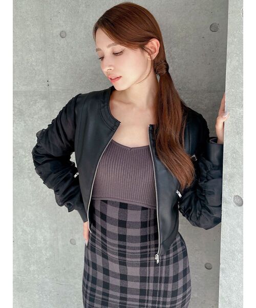 RESEXXY（リゼクシー）の「シアースリーブ合皮ブルゾン（ブルゾン・レディース・アイボリー/ブラック/チャコールグレー・FREE）」の19枚目の写真