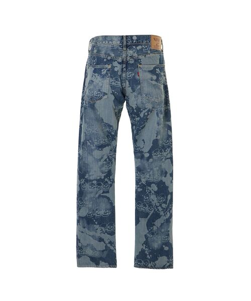 HYSTERIC GLAMOUR（ヒステリックグラマー）の「DROPPING&SKULL柄 スリムストレートデニムパンツ（デニムパンツ・メンズ・ライトインディゴブルー・28inch/29inch/30inch/31inch/32inch/34inch）」の2枚目の写真