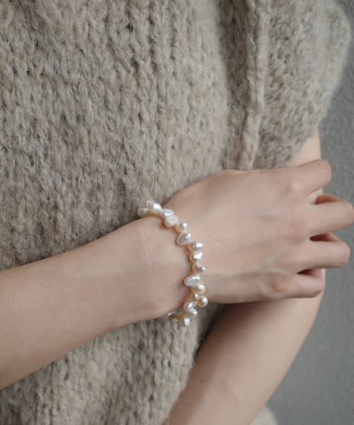 SLOBE IENA（スローブイエナ）の「AGAPEE パールブレスレット ESTEE BRACELET（ブレスレット・レディース・ゴールド・FREE）」の10枚目の写真