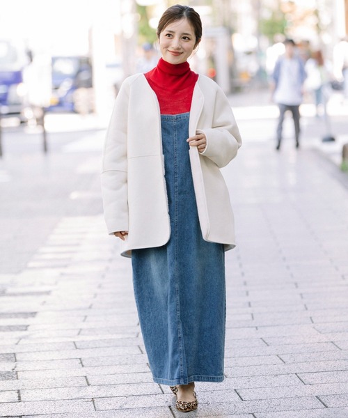 Munich(ミューニック)の「ウールシープボアムートンリバーシブルノーカラーコート(ムートンコート・レディース・アイボリー/ブラック/ライトベージュ・S)」の5枚目の写真