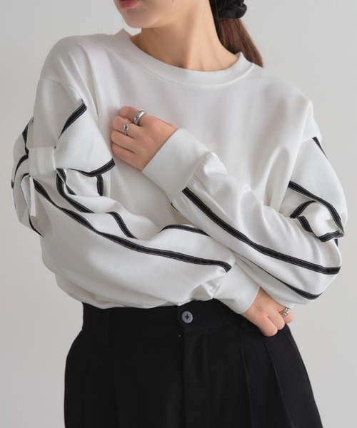 deux amour(ドゥーザムール)の「リボン付きトレーナー(スウェット・レディース・ベージュ/ブラック/カーキ/ホワイト・M~L)」の2枚目の写真