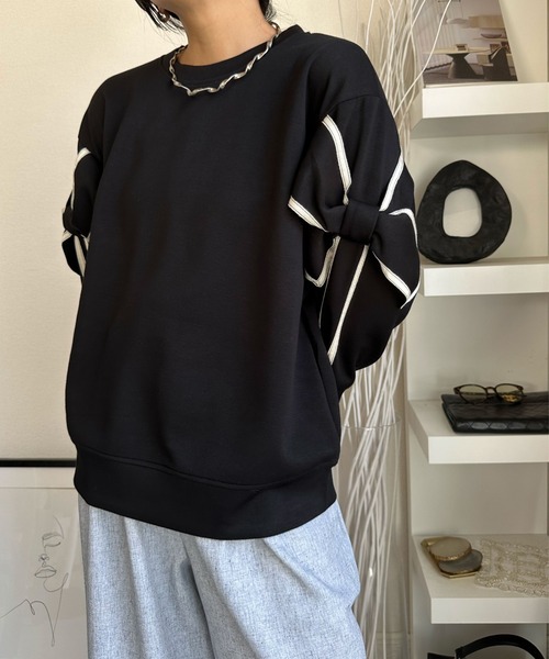 deux amour(ドゥーザムール)の「リボン付きトレーナー(スウェット・レディース・ベージュ/ブラック/カーキ/ホワイト・M~L)」の7枚目の写真