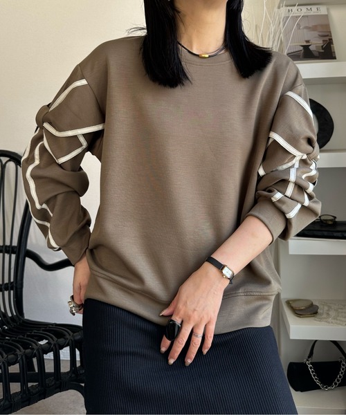 deux amour(ドゥーザムール)の「リボン付きトレーナー(スウェット・レディース・ベージュ/ブラック/カーキ/ホワイト・M~L)」の12枚目の写真