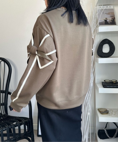 deux amour(ドゥーザムール)の「リボン付きトレーナー(スウェット・レディース・ベージュ/ブラック/カーキ/ホワイト・M~L)」の19枚目の写真